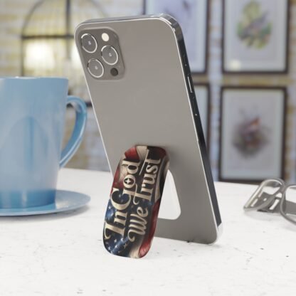 ARVVE Motion Phone Grip - Patriotic "In God We Trust" - Image 7